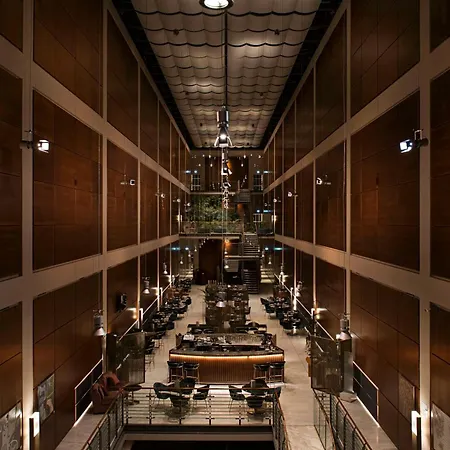 Doubletree By Hilton Lingotto Otel