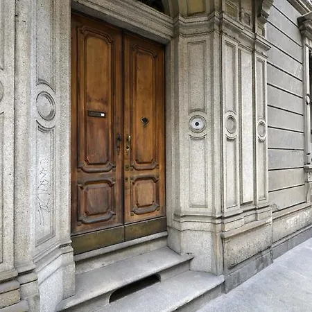 Riverside Napione 25 * Turin