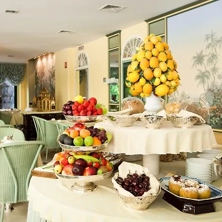 Otel Victoria & Iside 4*