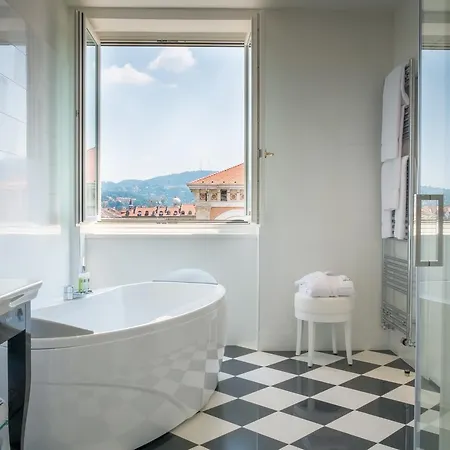 Palace 4* Torino