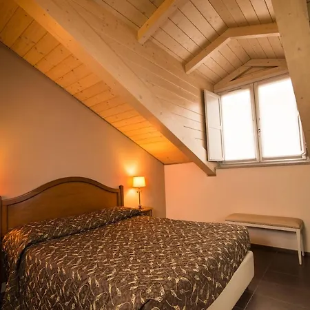 Santa Giulia E Aparthotel 3*