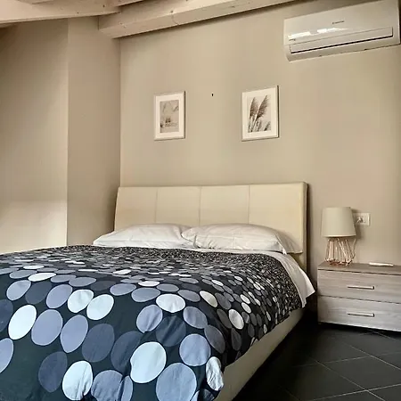 Mansarda D'acaja Apartment *