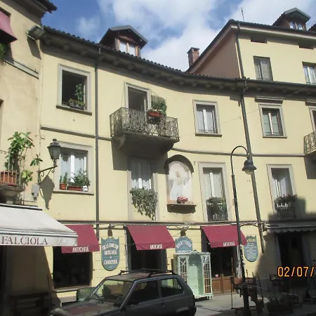 Apartment Romantico Bilocale Nel Cuore Del Balon Turin