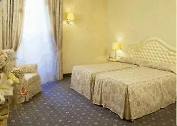 Hotel Nh Ligure 4*