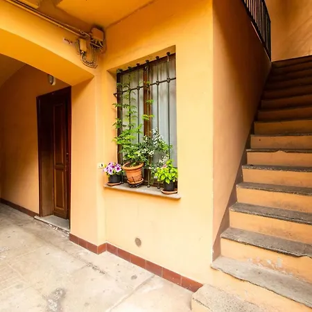 Apartment Della Regina Refined Flat Turin