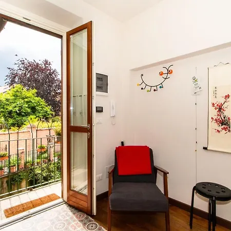 Della Regina Refined Flat * Turin