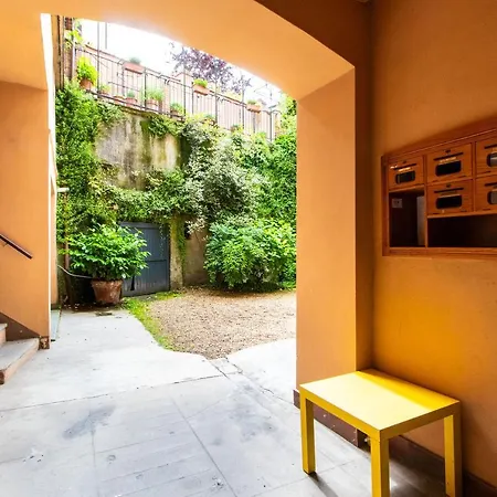 Della Regina Refined Flat Apartment Turin