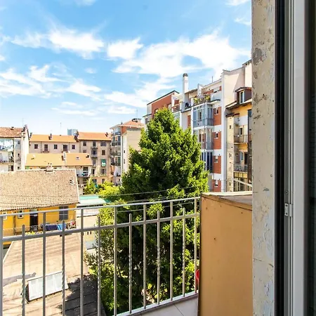Borgo San Paolo Stylish Apt With Jacuzzi Apartment Turin