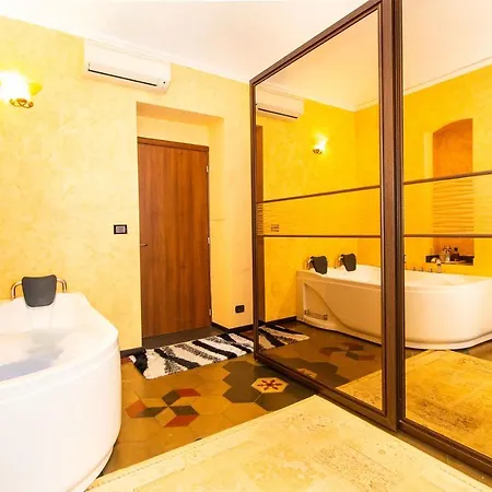 Borgo San Paolo Stylish Apt With Jacuzzi Apartment Turin