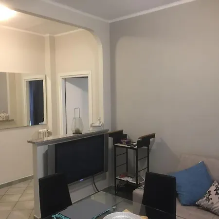 Santa Rita Corso Cosenza 1 Minuto Inalpi Arena Concerti Ex Palaalpitour 8 Min Dal Centro 7 Min Ospedale Molinette 6 Min Politecnico Parcheggio Libero Gratuito *