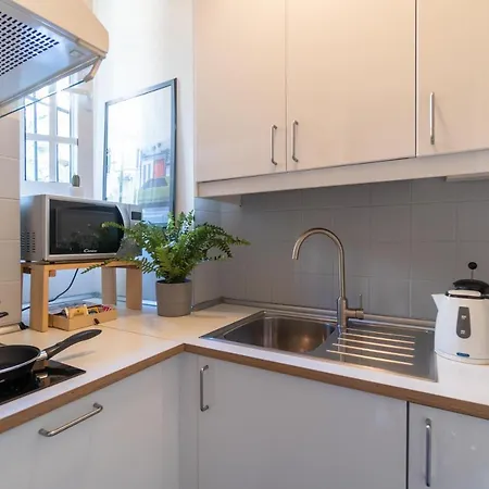200 Metri Da Porta Susa Piano Ri-alzato Wifi Apartment Turin