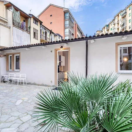 Otherside House In Apartment Turin