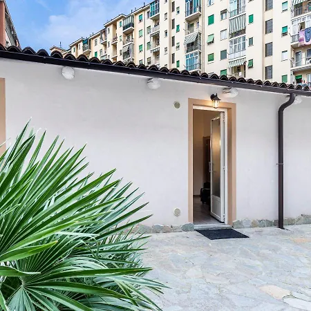 Otherside House In Turin