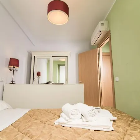 Santa Giulia E Aparthotel 3*