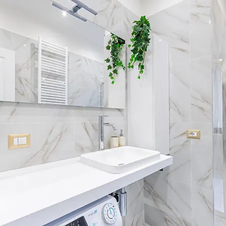 Apartment Jungle --- Vasca In *