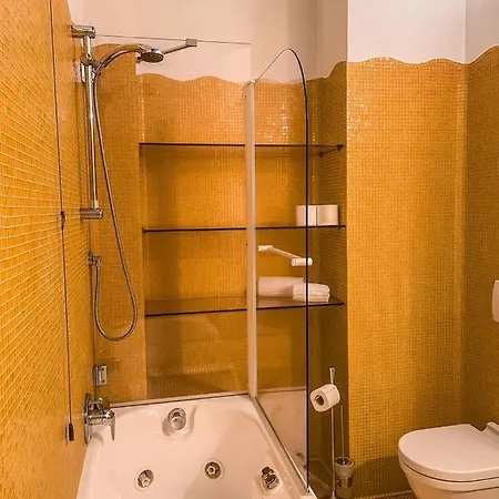 Orologio Living Apart Otel Torino