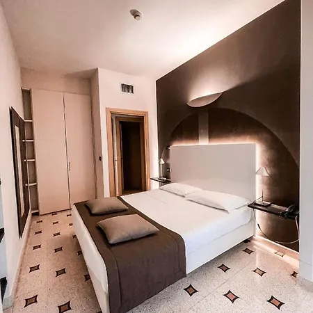 Orologio Living Apart Otel 2*
