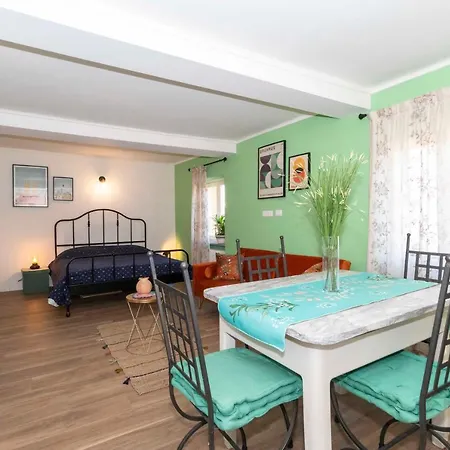 Apartment Borgo Dora Artistic Studio *