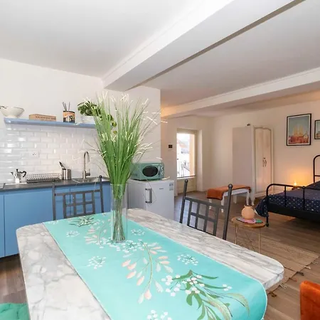 Apartment Borgo Dora Artistic Studio