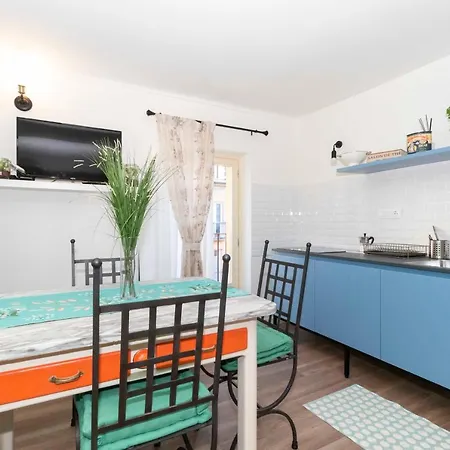 Apartment Borgo Dora Artistic Studio