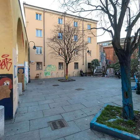 Borgo Dora Artistic Studio Apartment Turin