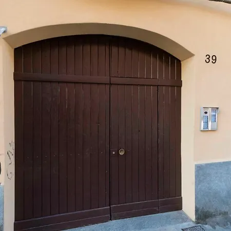 Borgo Dora Artistic Studio Turin