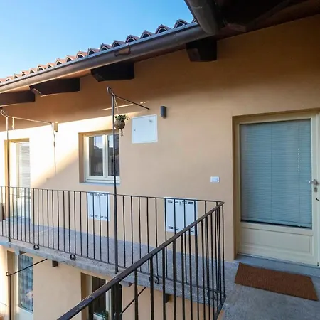 Borgo Dora Artistic Studio Apartment *