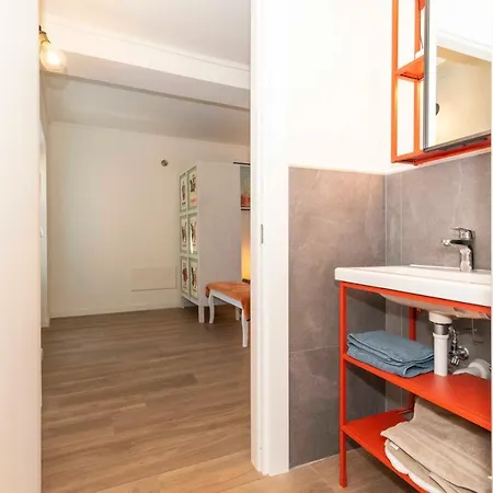 Borgo Dora Artistic Studio Apartment Turin