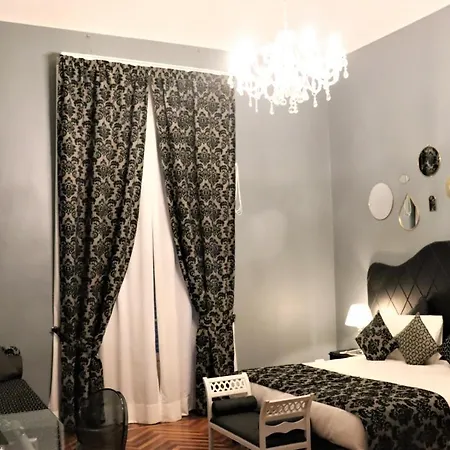 Nocleg ze śniadaniem Maison Reve Centro 2*