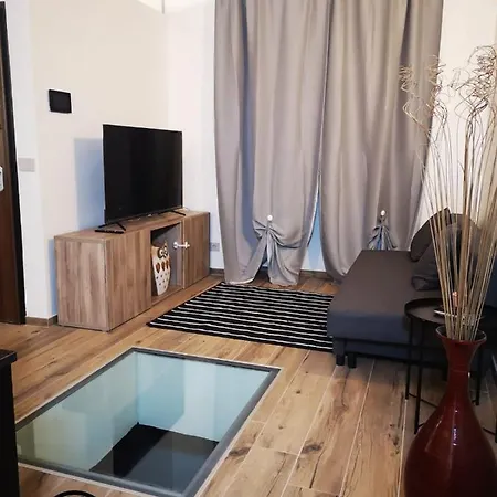 Con Vasca Jacuzzi E Sauna In Piazza Statuto With Ac
