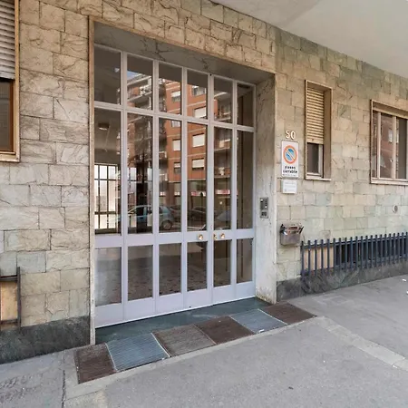 Ca' 50 Modern Balcony Flat * Turin