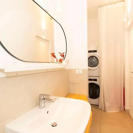 Ca' 50 Modern Balcony Flat Apartment *