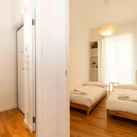 Apartment Ca' 50 Modern Balcony Flat Turin