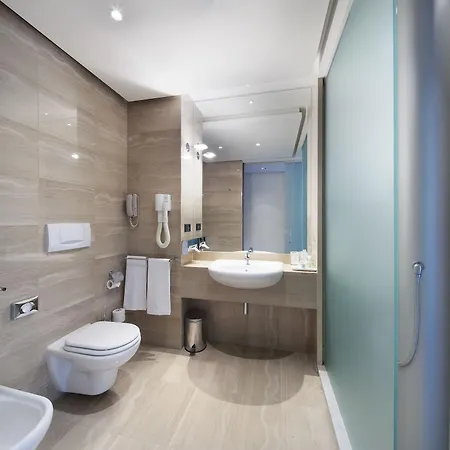 Hotel Doubletree By Hilton Lingotto Turin