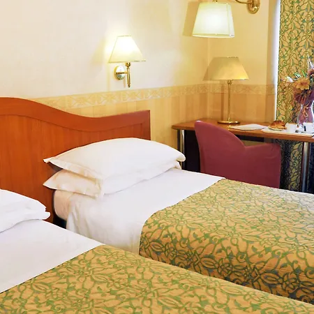 Amadeus E Teatro Hotel Turin
