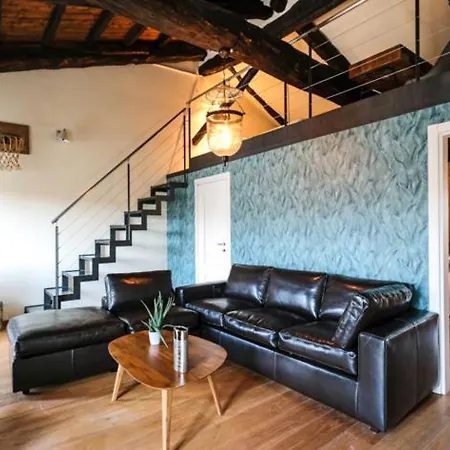 Vittorio Attic Apartment *
