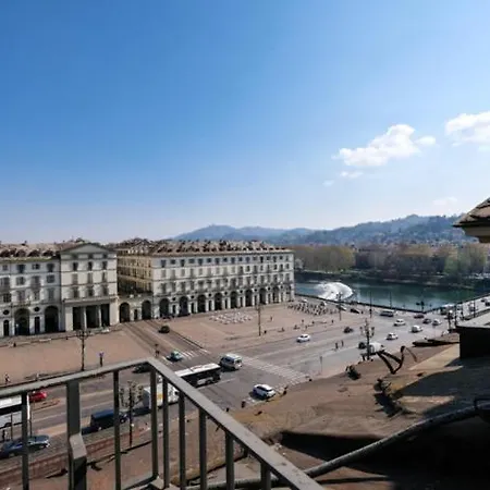 Vittorio Attic Apartment Turin