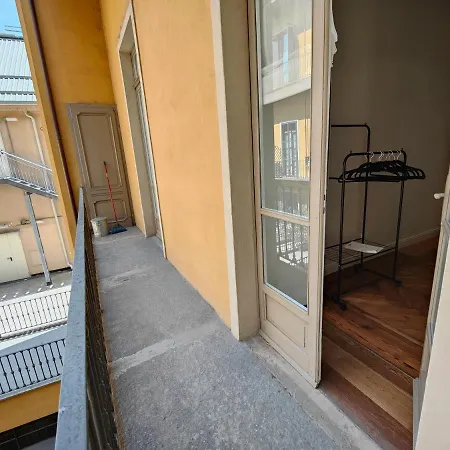 Apartment Out *