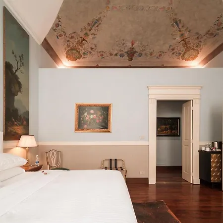 Royal Palace Otel 5*