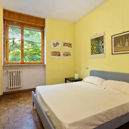 Ponchielli Apartment *