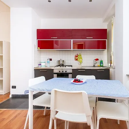 Appartamento Hostdomus - Sotto Il Portico Torino