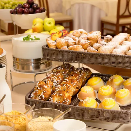 Starhotels Majestic 4* Turyn