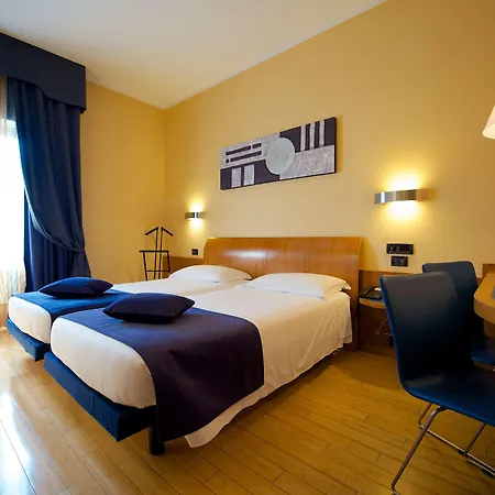 Western Luxor 4*