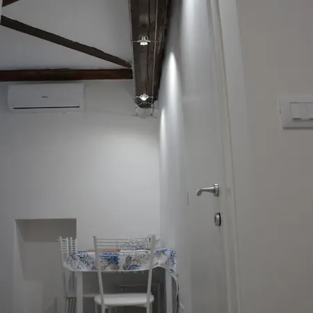 Casa Vanchiglia Turin