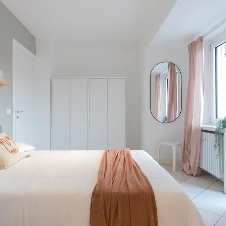 Living - Carducci * Torino
