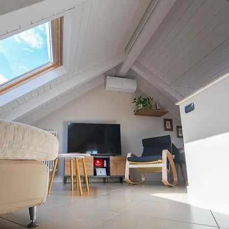 To-housing3, Luce E Relax Al Centro Di *