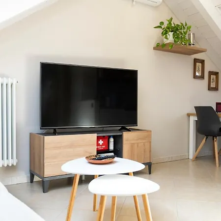 To-housing3, Luce E Relax Al Centro Di Turin