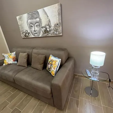 Apartment Attico Briccarello: Elegant Near Palaalpitour And Olympic Stadium