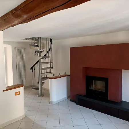 Stella House Apartment *