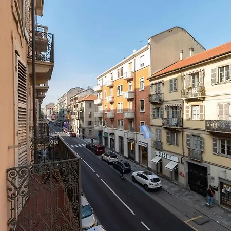 Colourful Flat San Donato Appartamento Torino
